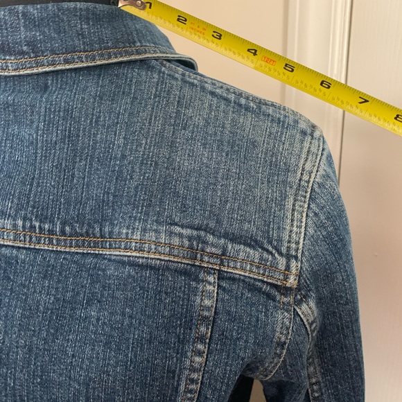 Jones fitted jean shirt/jacket. Slender fit jean shirt. - Picture 4 of 7